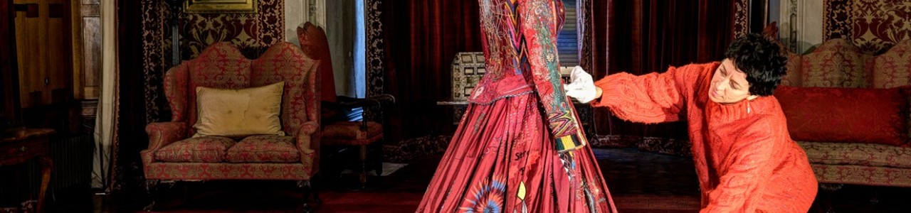 A dress that connects the world