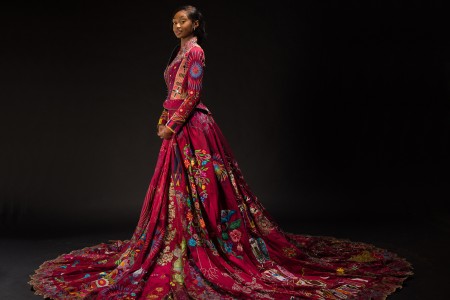 Reserveer een tijdslot voor de Red Dress Project